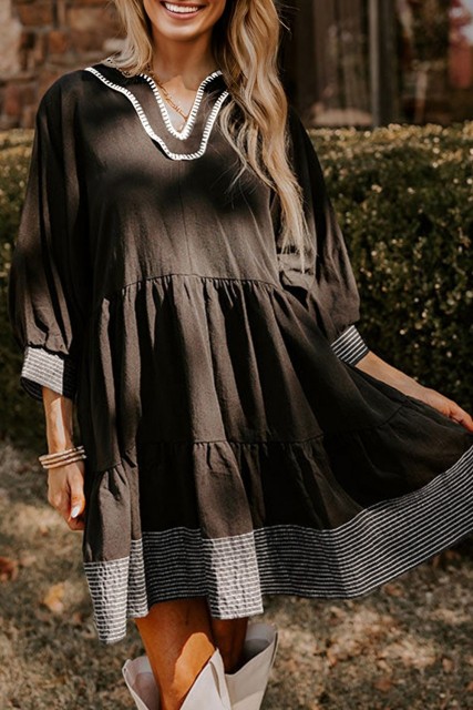 Black Contrast Stitched V Neck 3/4 Sleeve Tiered Mini Dress LC6126059-P2
